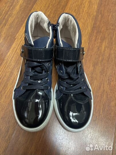 Ботинки новые лаковые jacadi р 31