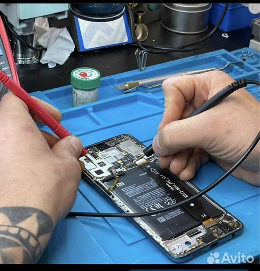 Ремонт телефонов, переклейка стекл