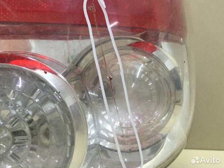 Фонарь задний правый Subaru Impreza G11 2000-2007