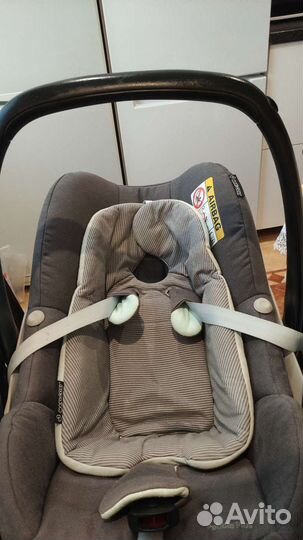 Детское автокресло от 0 maxi cosi