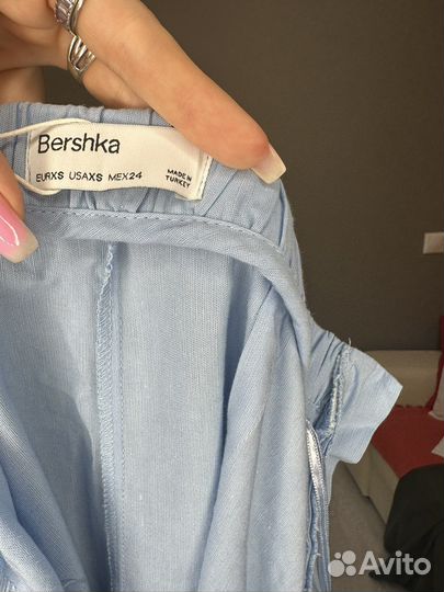 Комбенизон bershka новый с этикеткой XS