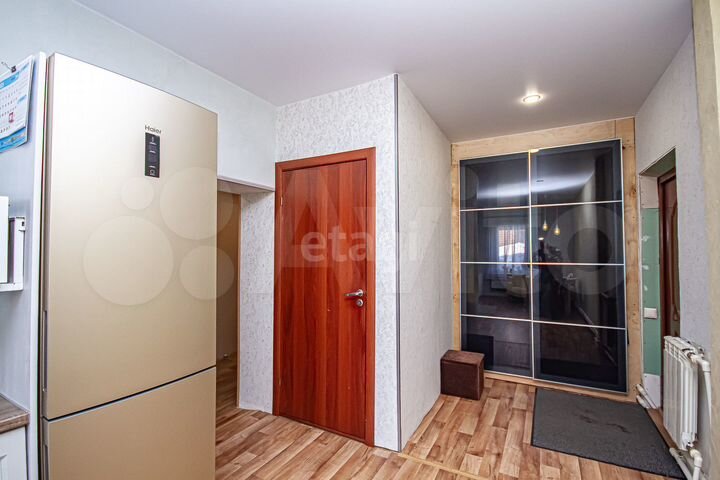 Дом 175 м² на участке 4,8 сот.