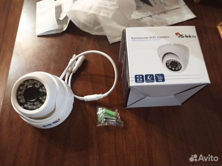 Камера видеонаблюдения купольная