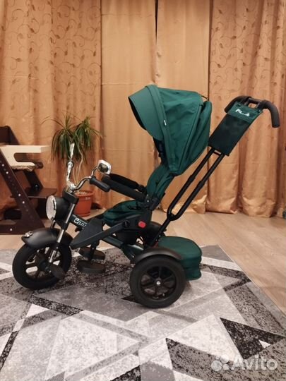 Трехколесный велосипед с ручкой Chopper