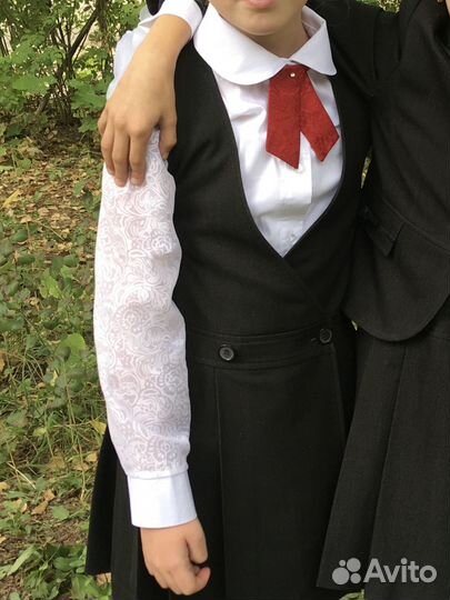 Блузка школьная