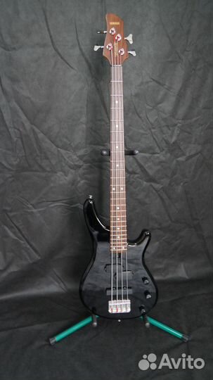 Бас гитара Yamaha MB-40B Motion bass