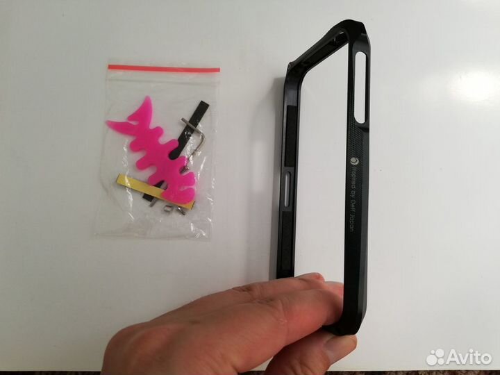 Продам металлический чехол для телефона iPhone 4