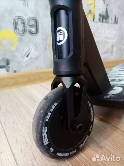 Трюковой самокат