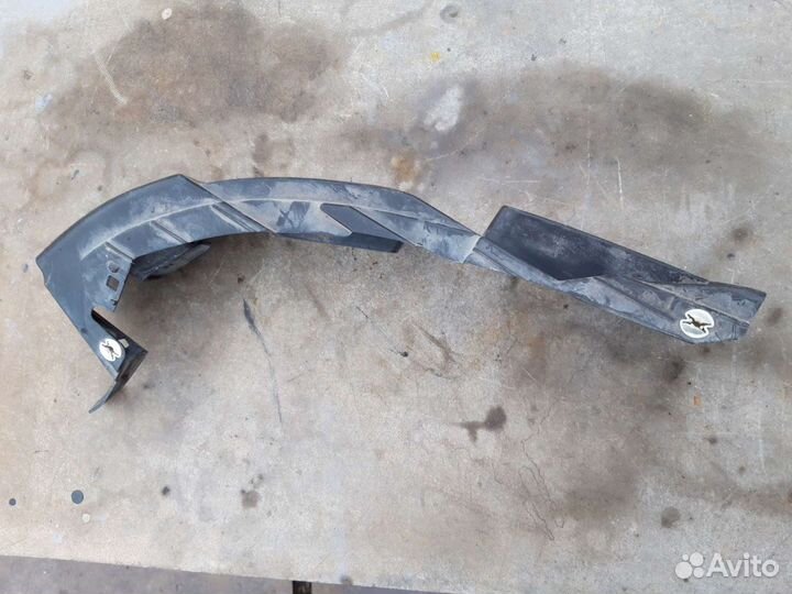 Крепления бампера заднее левое Porsche cayenne 958