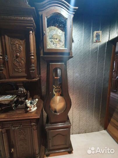 Часы напольные старинные с боем