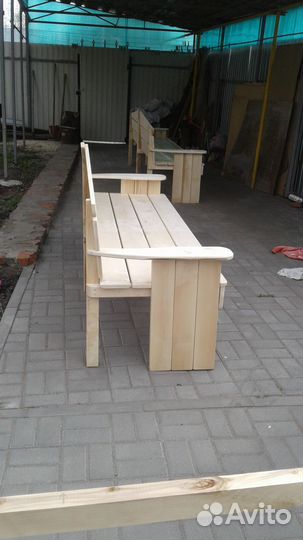 Лавка деревянная