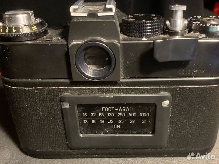 Плёночный фотоаппарат Zenit 11