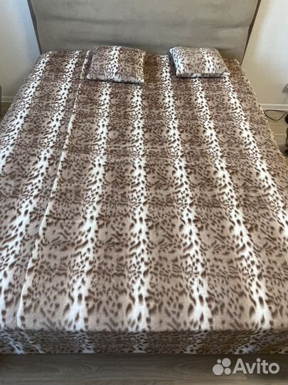 Покрывало на кровать 230*220