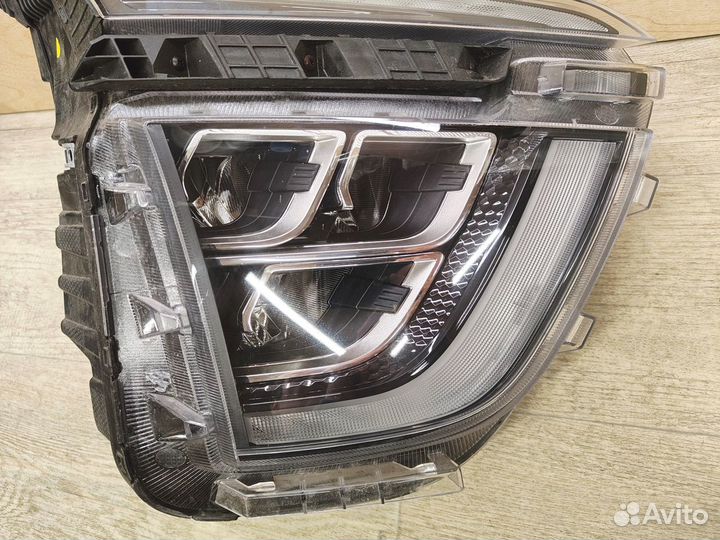 Фара правая Hyundai Creta 2021-2023 LED