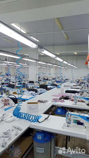 Работник на утюг / упаковщица