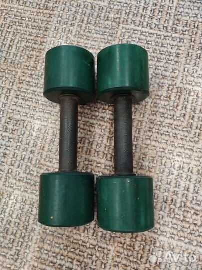 Гантели по 5 кг