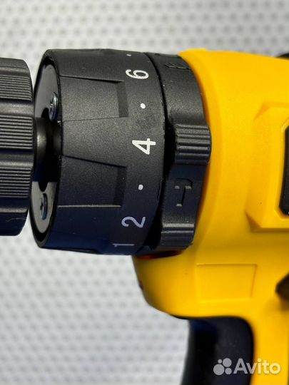 Аккумуляторная ударная дрель-шуруповерт deli DL-CZ