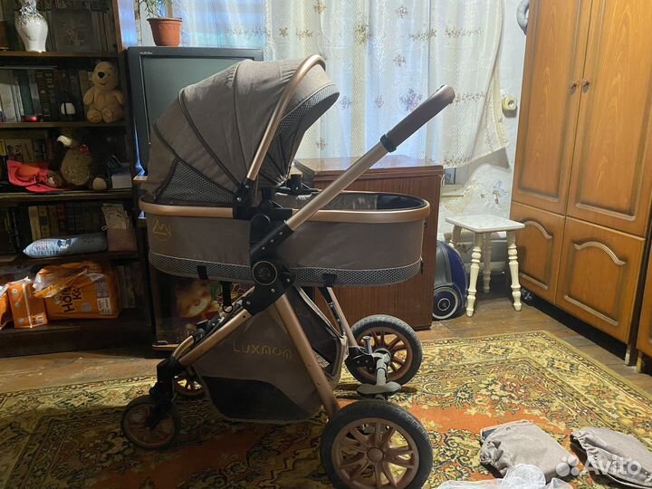 Коляска Luxmom 2в1 v9