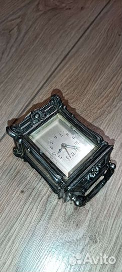 Старинные каретные часы