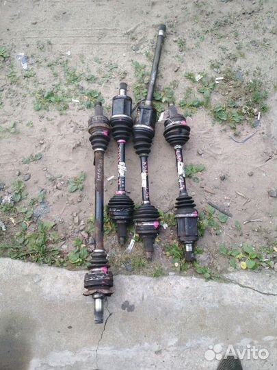 BMW X3 E83 привод передний полуось шрус