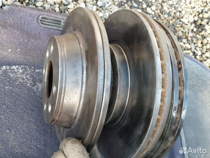 Цилиндр рабочий Сааб 9000