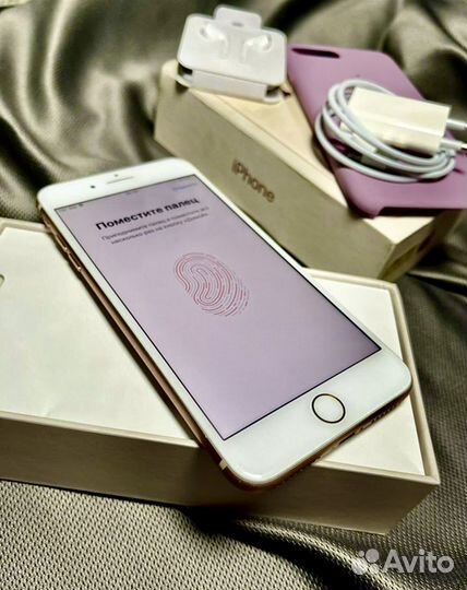 iPhone 8 Plus 64Gb Gold