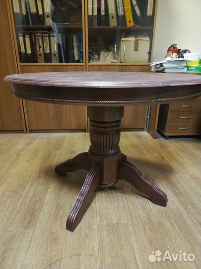 Стол круглый для дачи