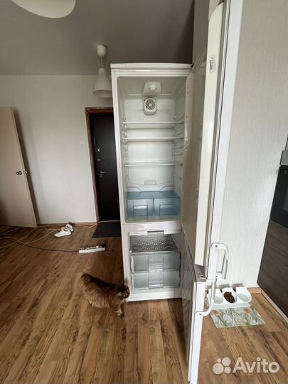 Холодильник beko