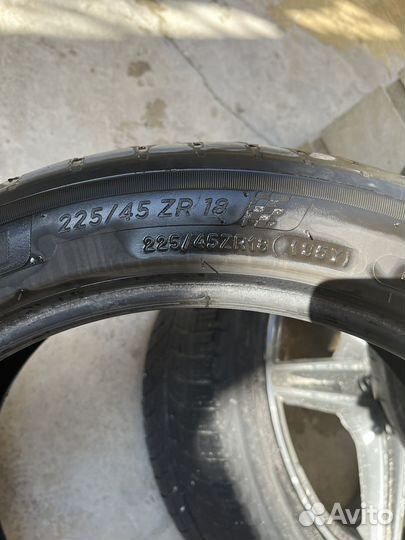 Michelin Pilot Sport 4 2.25/4.5 R18 95Y