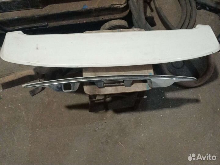 Продам 5 дверь на Т-Филдер кузов NZE-141 2007г.в