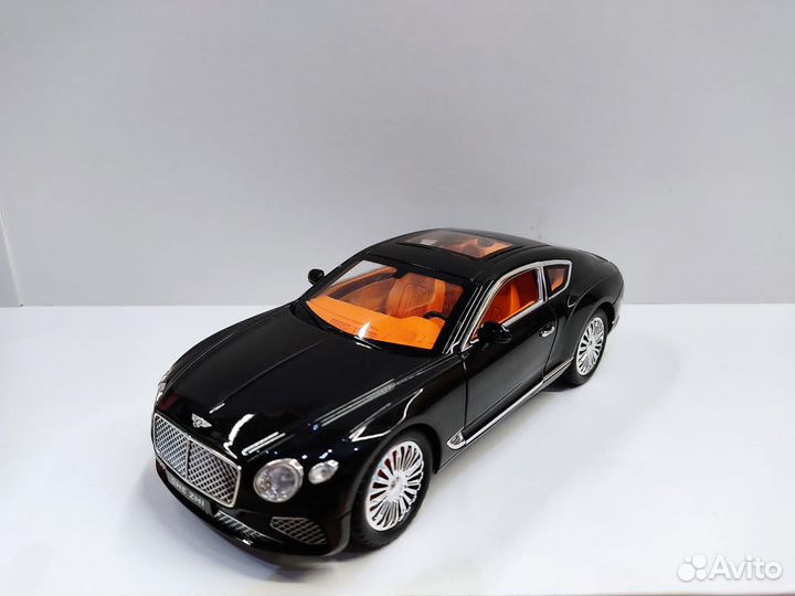 Модель машинки мерседес