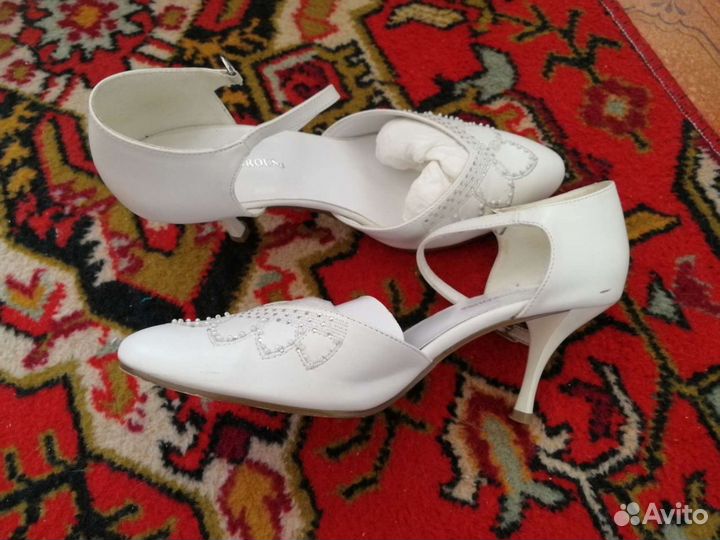 Туфли женские