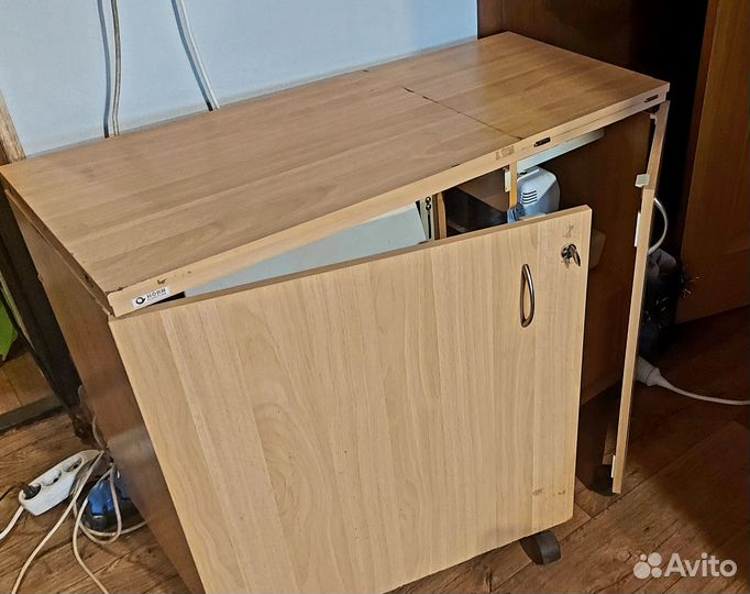 Швейная м.pfaff select 4 0, оверлок family ML645D