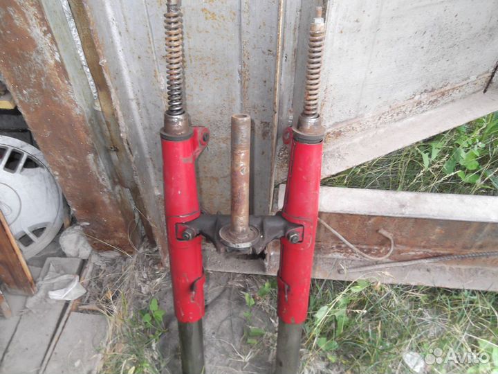 Вилка крыл на мотоцикл урал к-750