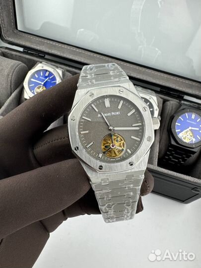 Часы Audemars Piguet Royal Oak Tourbillon 41мм