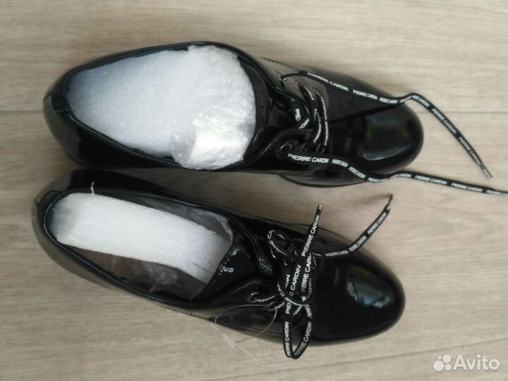 Ботинки женские 39 размер новые