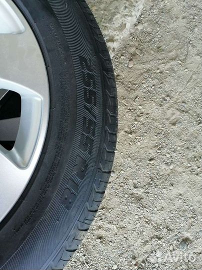 Accelera 651 255/7 R44 204V