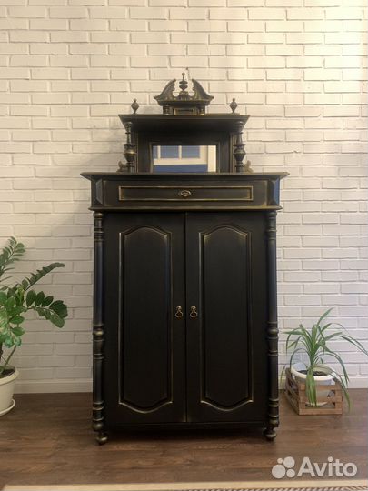 Шкаф-буфет