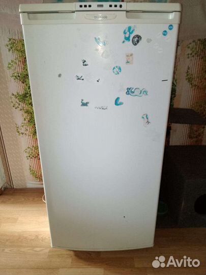 Холодильник бу маленький