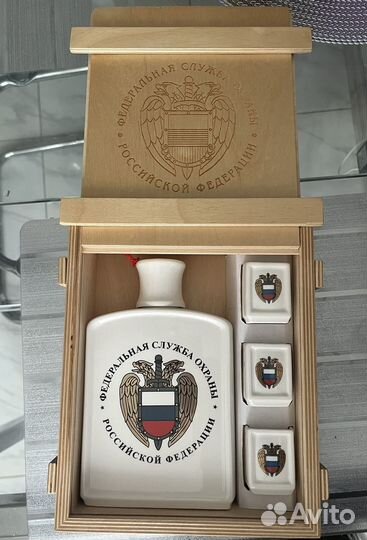 Фарфоровый набор посуды фсо