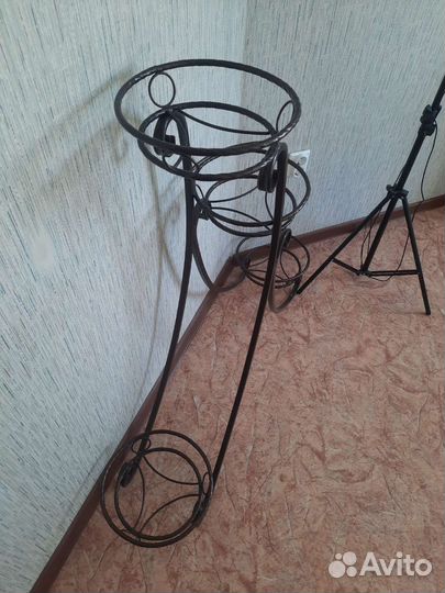 Подставка для цветов