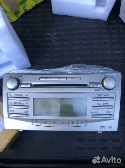 Штатная магнитола от Camry 40