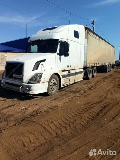 Volvo VNL 64T, 2003