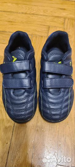 Футбольные бутсы demix 28р