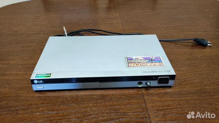 DVD player LG model DGK775