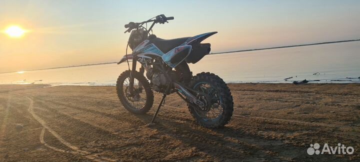 Regulmoto seven medalist 150e