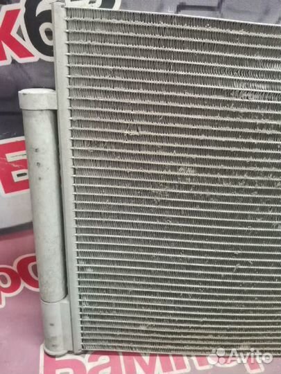 Радиатор кондиционера Renault Logan 2014
