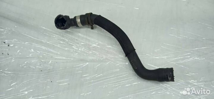 Патрубок системы охлаждения