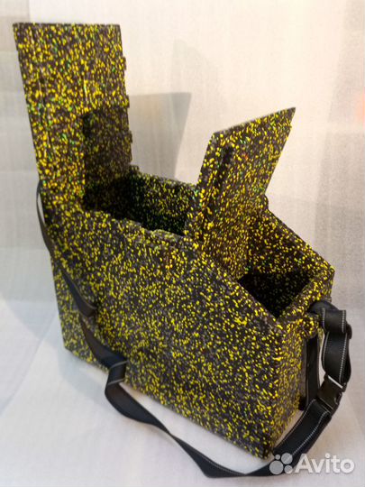 Рыболовный ящик Pelican Ice Box Classic чёрно-желт