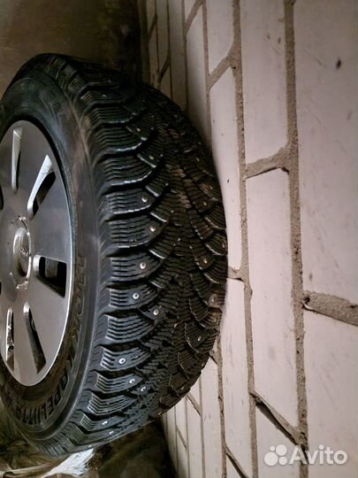 Nokian Tyres Hakkapeliitta 4 195/65 R15 95T